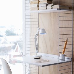 String System 03 - Wohnwand String, aus Metall und MDF, mit Wandbrette