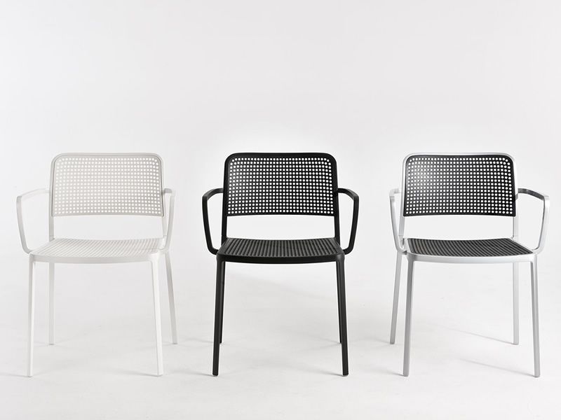 Audrey Design Kartell chair, in aluminum and plastic, stackable, also