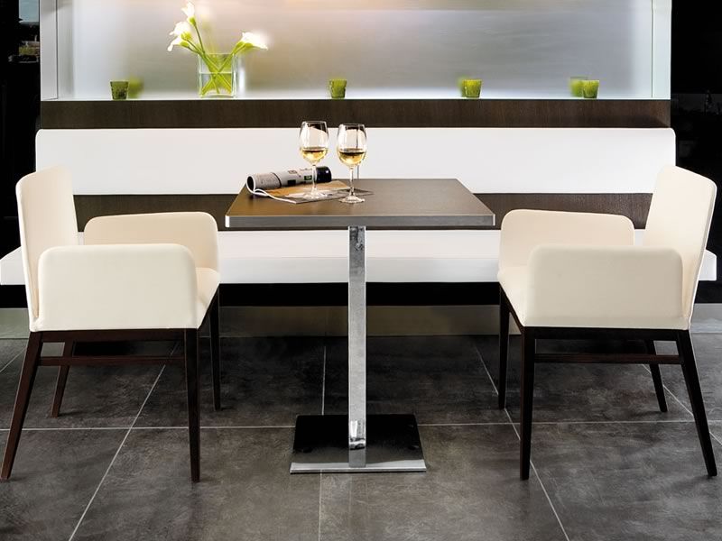 CB1649 Miami: Sillón Connubia - Calligaris de madera, acolchado y