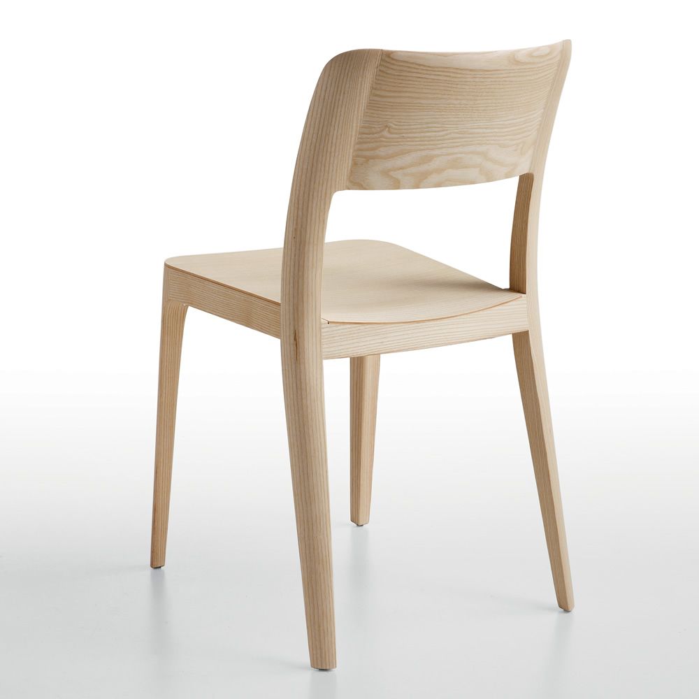 hires nene lg chaise empilable en bois teinte chene naturel