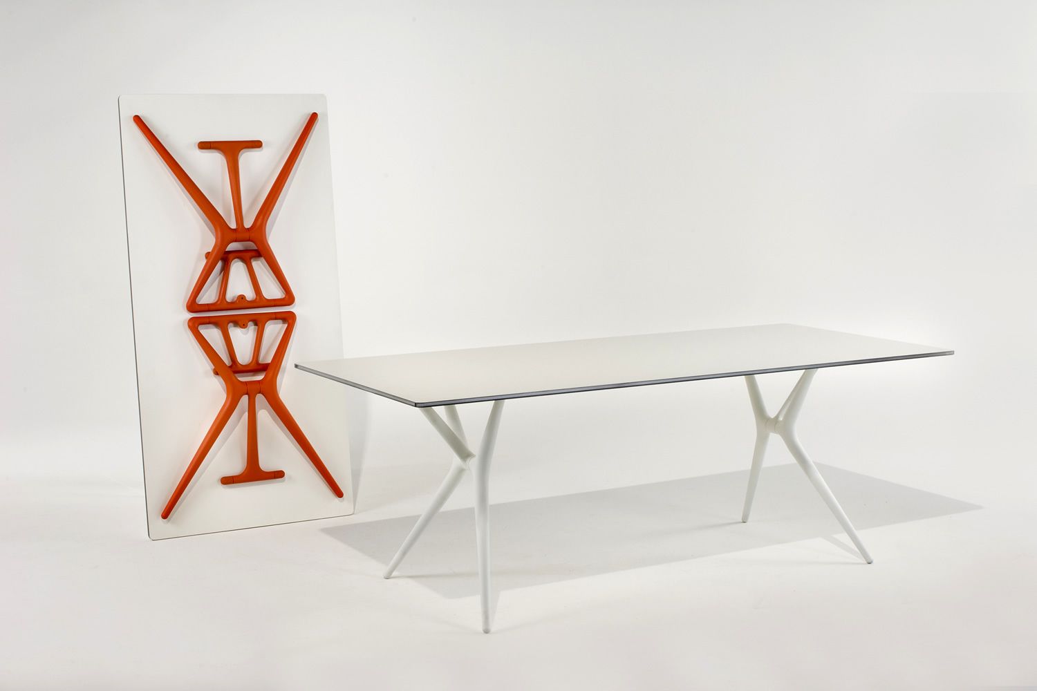Spoon Table Folding table Kartell, made of polypropylene with